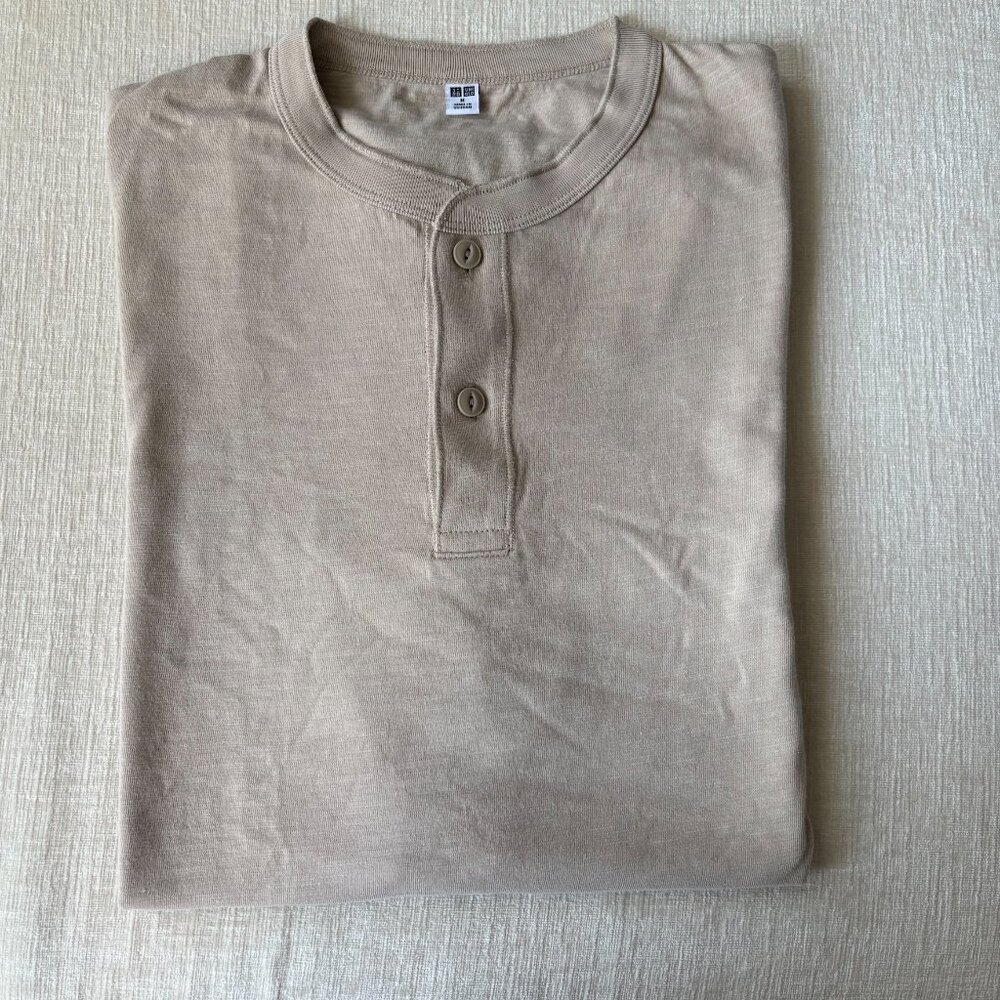UNIQLO Slub Cotton Henley Neck T-Shirt